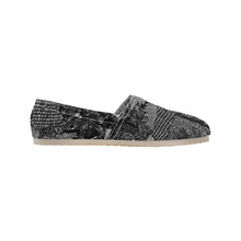 Load image into Gallery viewer, Paisley Power Black and White Unisex Classic Canvas Slip-On (Model 1206)