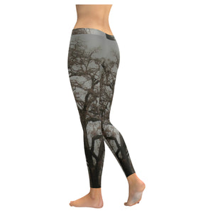 Spooky Tree Black and White Low Rise Leggings (Invisible Stitch) (Model L05)