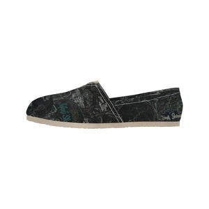 Painted Skulls Glowing Unisex Classic Canvas Slip-On (Model 1206)