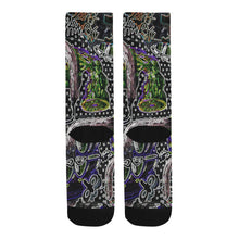 Load image into Gallery viewer, Complex Graffiti Glowing Trouser Socks (For Men)