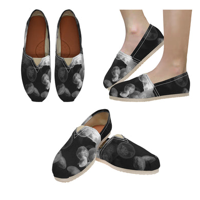 Jellyfish Black and White Unisex Classic Canvas Slip-On (Model 1206)