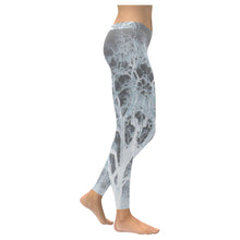 Load image into Gallery viewer, Spooky Tree Reverse Low Rise Leggings (Invisible Stitch) (Model L05)