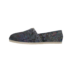 I Spy Paisley Glowing Unisex Classic Canvas Slip-On (Model 1206)