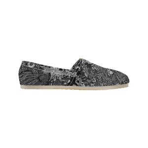 I Spy Paisley Black and White Unisex Classic Canvas Slip-On (Model 1206)