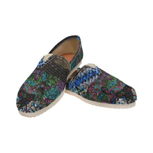 Load image into Gallery viewer, Dark Paisley Unisex Classic Canvas Slip-On (Model 1206)