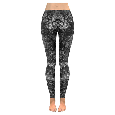 Dark Paisley Black and White Low Rise Leggings (Invisible Stitch) (Model L05)