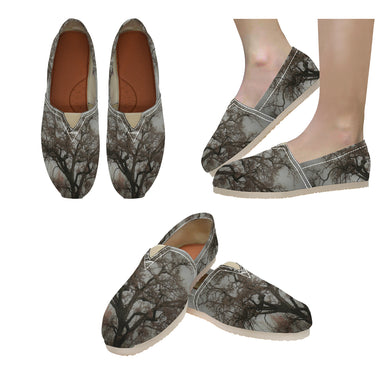 Spooky Tree Black and White Unisex Classic Canvas Slip-On (Model 1206)